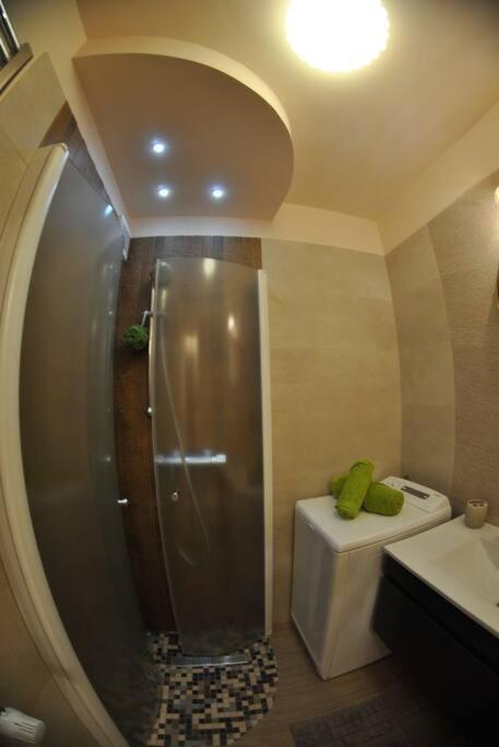 Modern & Central Apartment In North Of בוקרשט מראה חיצוני תמונה